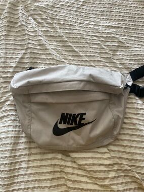 Nike Light Gray Waist Sling Bag with Black Logo